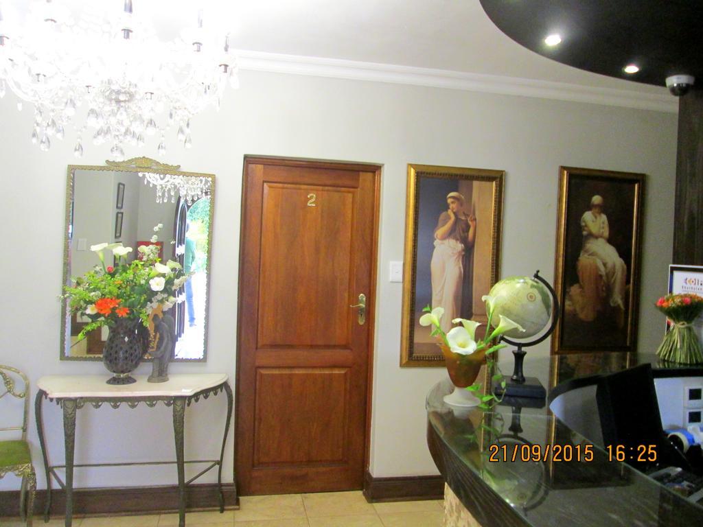 Or Tambo Guest House Kempton Park Exterior foto