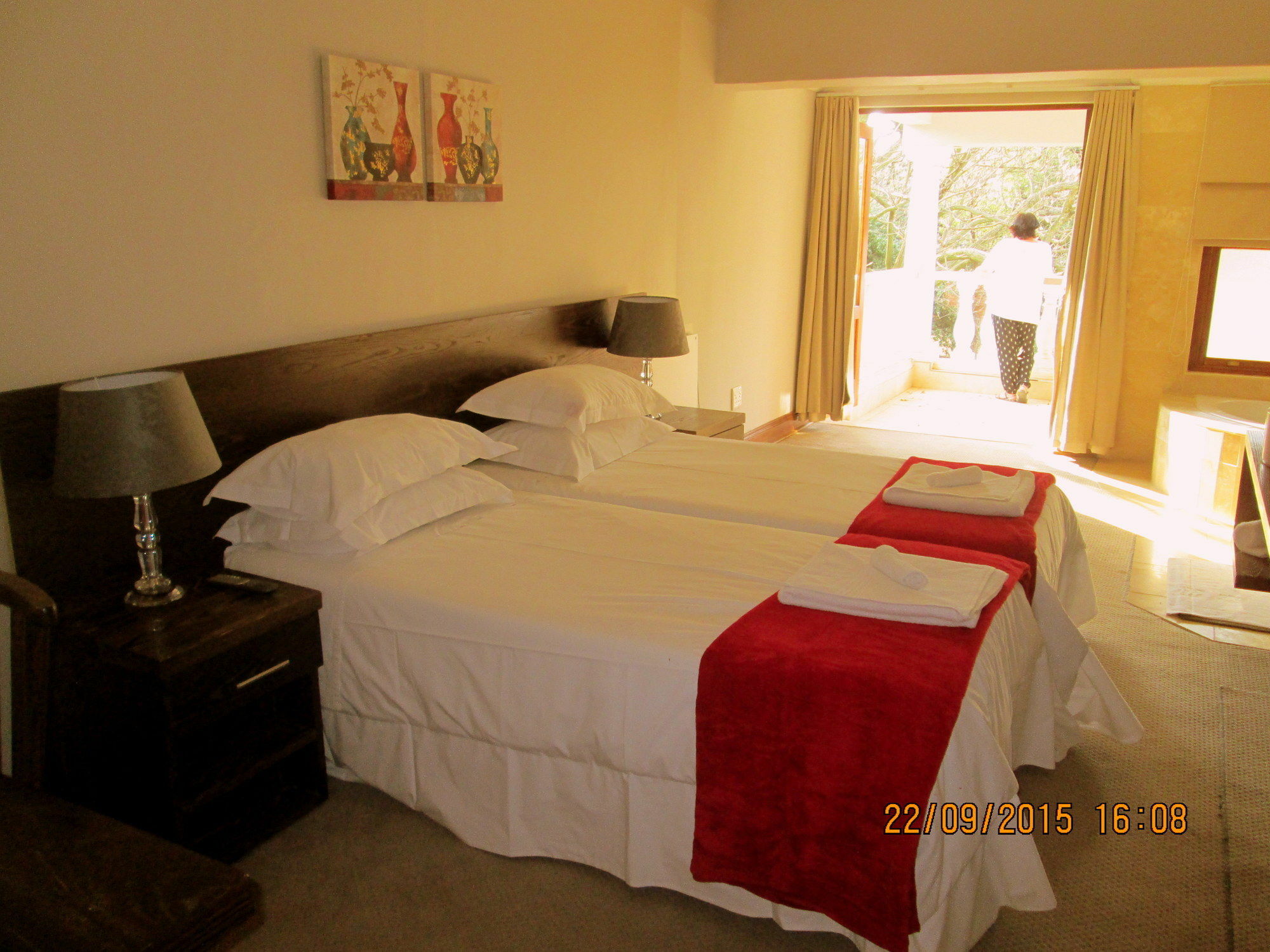 Or Tambo Guest House Kempton Park Exterior foto